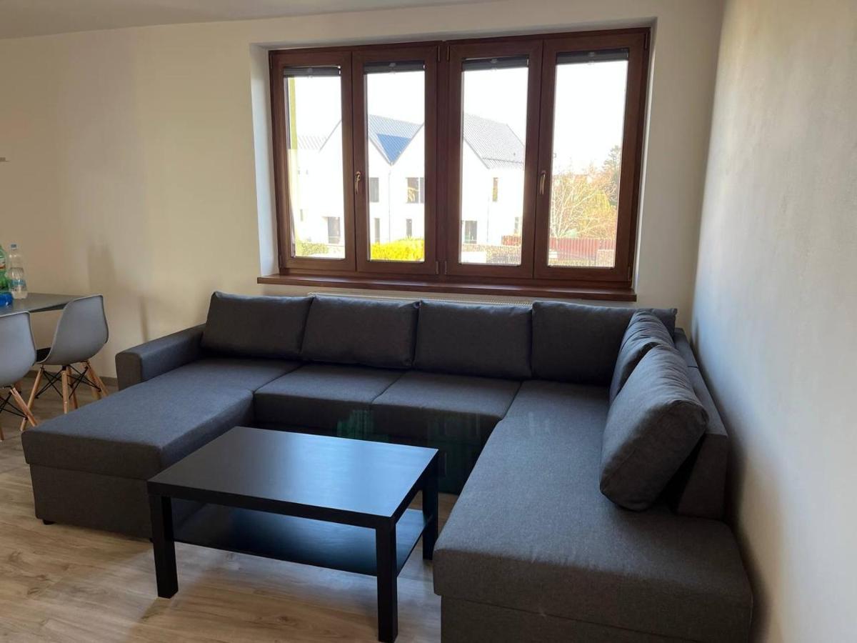 Apartment Golden Prague 78 Vestec  Kültér fotó