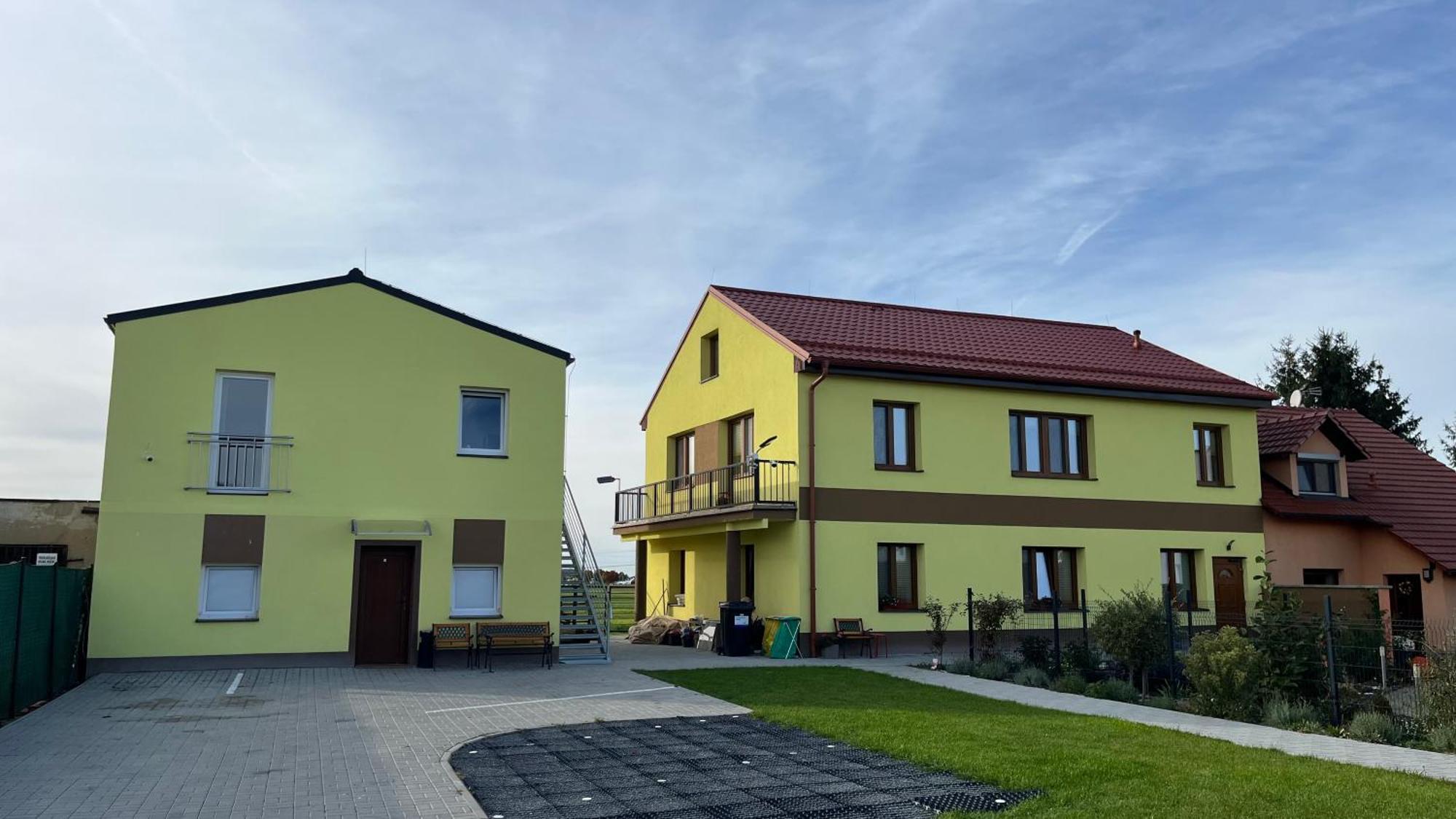 Apartment Golden Prague 78 Vestec  Kültér fotó